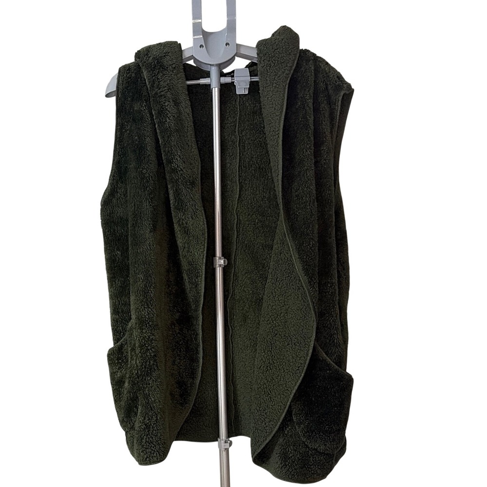 Zenana Outfitters Olive Green Sherpa Hooded Vest Open Front Plus Size 1X FJ-2613